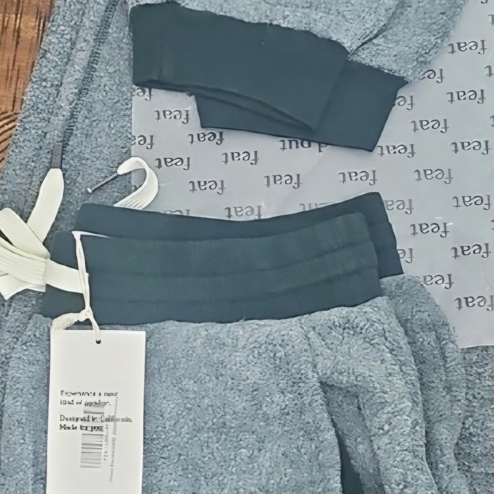 Feat Unisex Blanketblend Joggers Color Rainforest Size L NWT